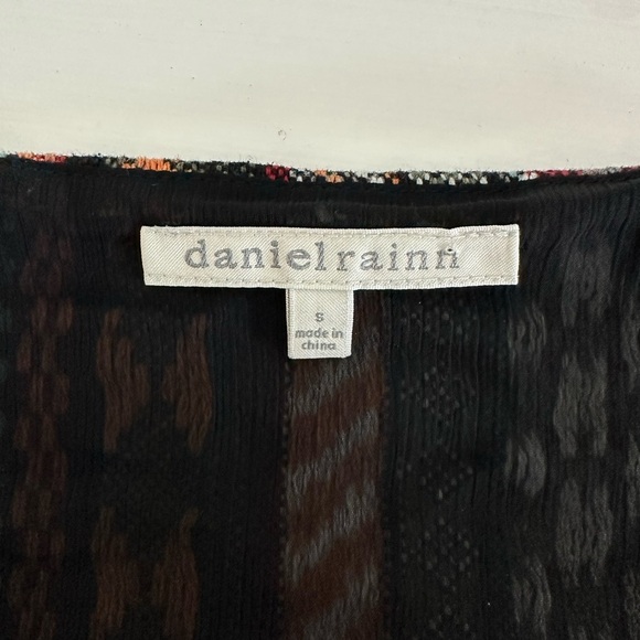 Daniel Rainn Southwestern Embroidered Top - Picture 4 of 7